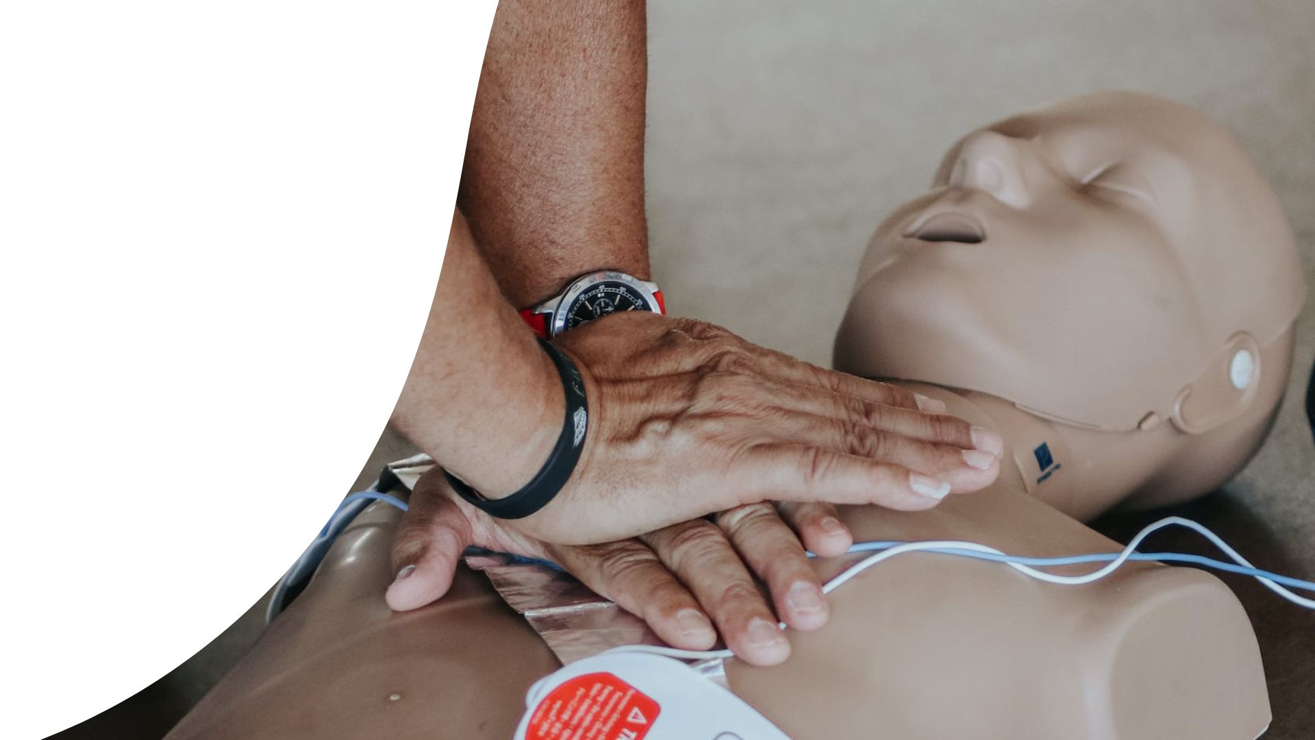 a man demonstrating CPR during a first aid and CPR certification training in Charlotte NC